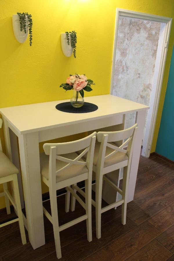 Oh La La Apartment Old Town Rovinj Bagian luar foto